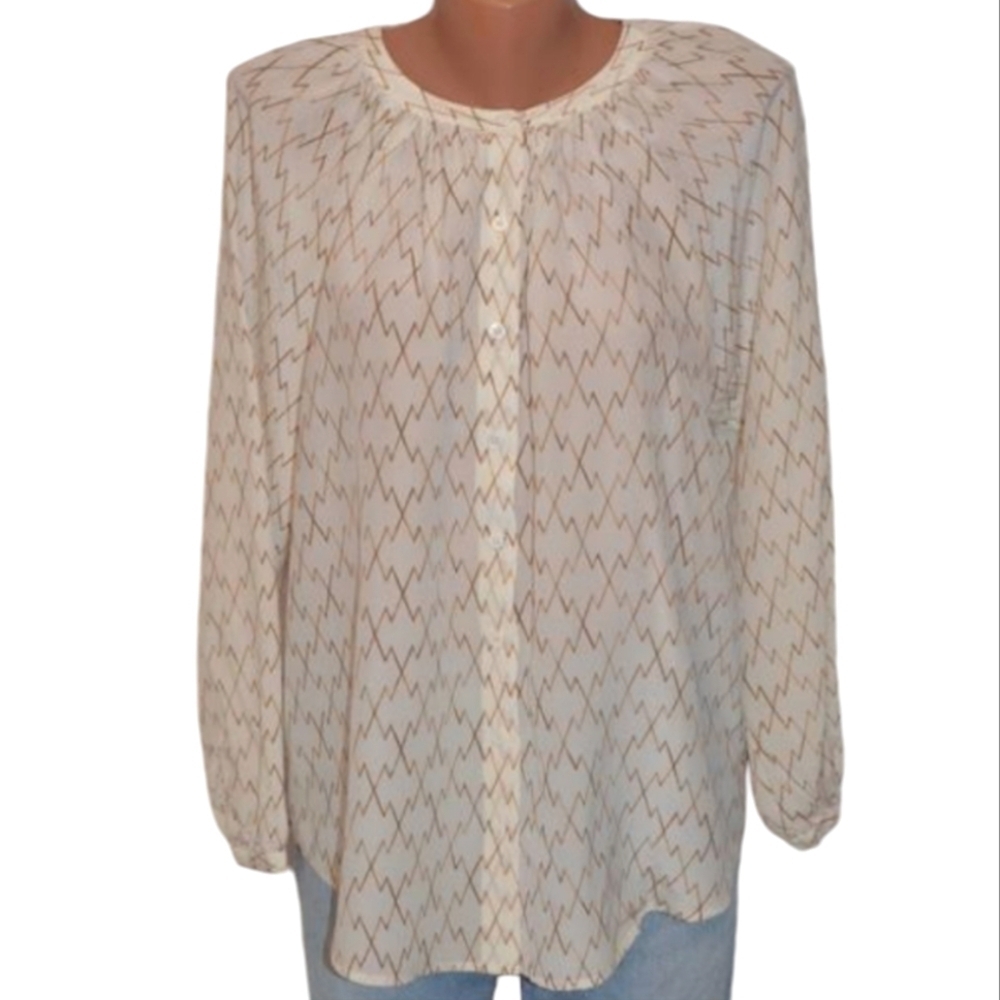 Club Monaco 100% Silk Button up shirt